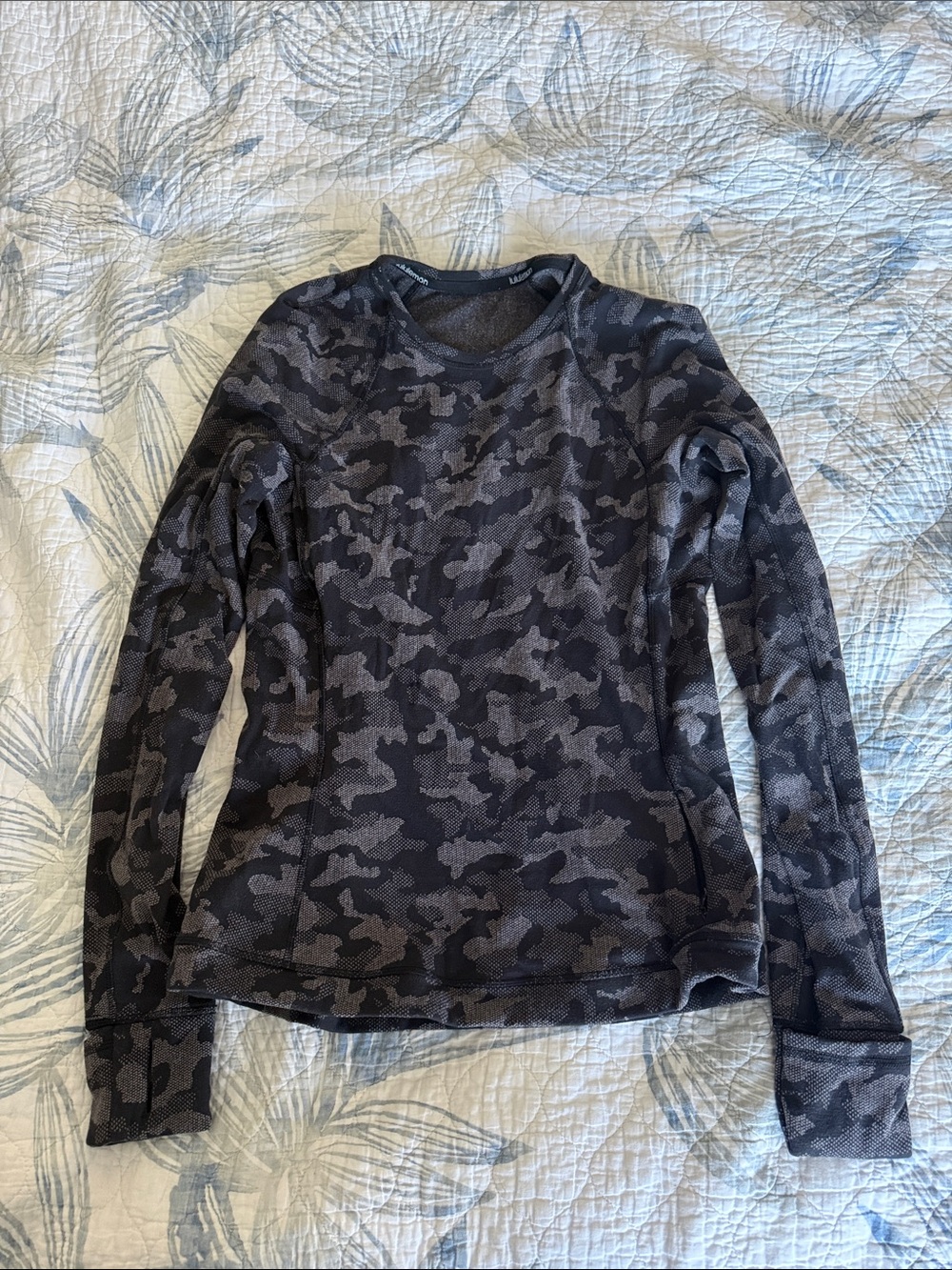 Lululemon camo long sleeve camo top